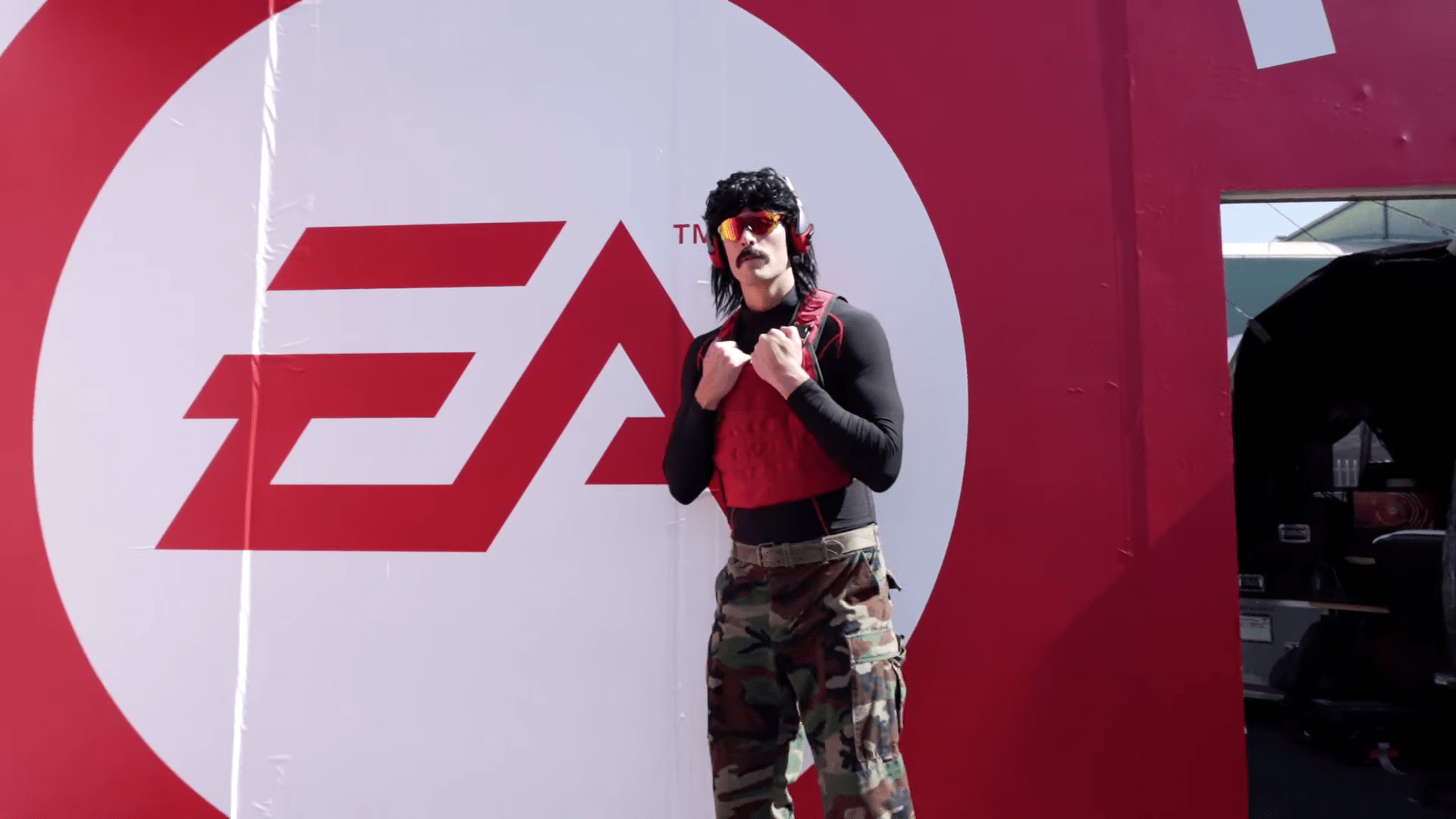 Suspended Twitch Streamer, Dr DisRespect, Returns To Twitch Two Weeks After E3 Bathroom Gaffe