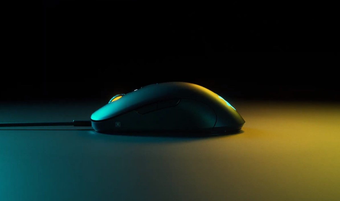 Steelseries Updates The Iconic Sensei Ten Gaming Mouse, And It’s Already Out In The Market