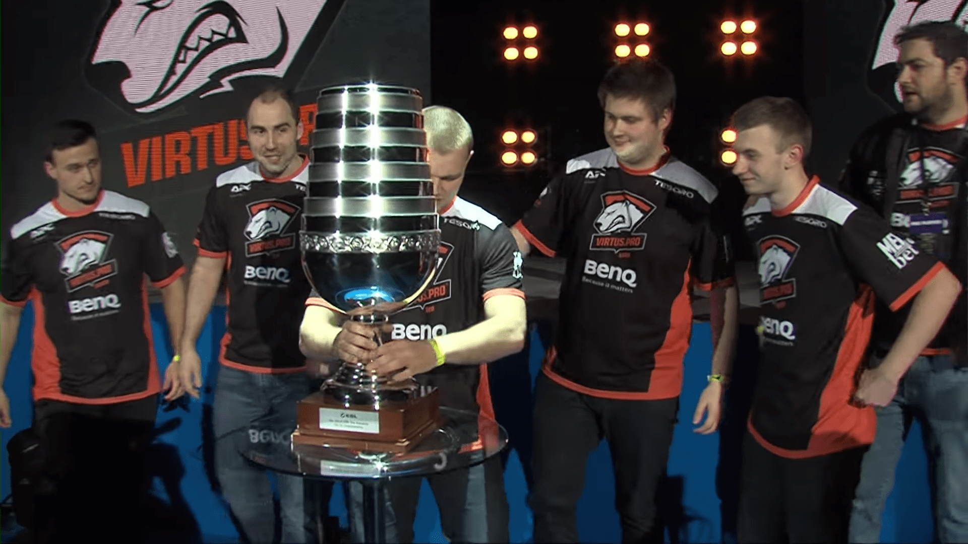 Virtus.pro Revamps Whole Roster With AVANGER Following StarLadder Berlin Major