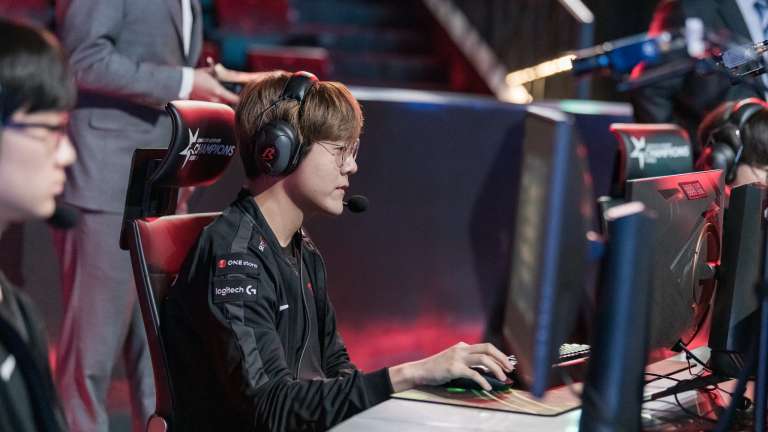 T1's ADC Teddy Signed A Multi-Year Deal With The Organization After His Great Performance