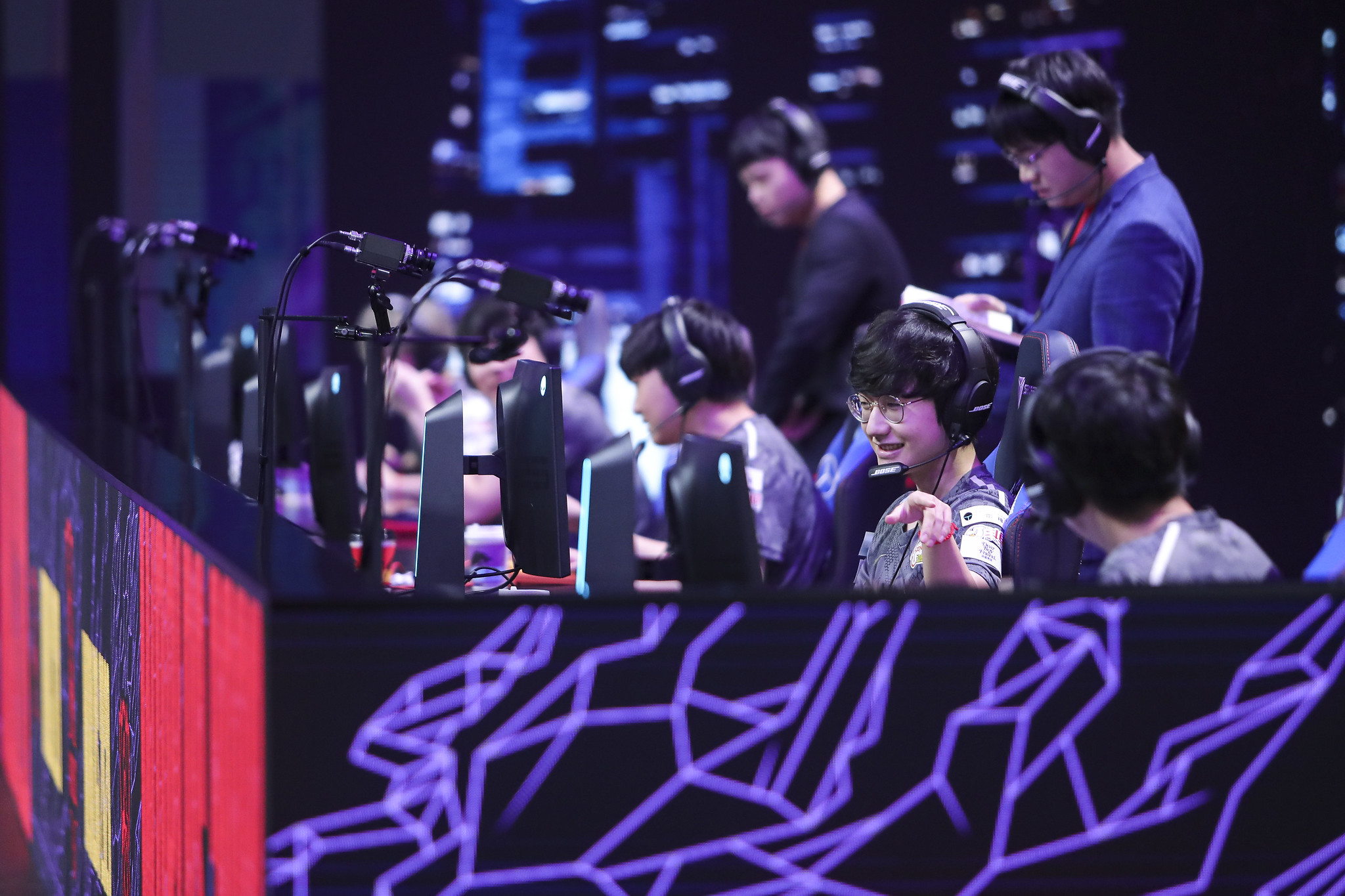League Of Legends World Championship 2020 Main Group Event Day Two: LGD Gaming Vs Fnatic