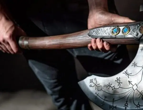 Kratos' Powerful Leviathan Axe From The Two Most Recent God Of War Video Games Has Been Transformed Into A Gorgeous Lightsaber Hilt By A Devoted Fan