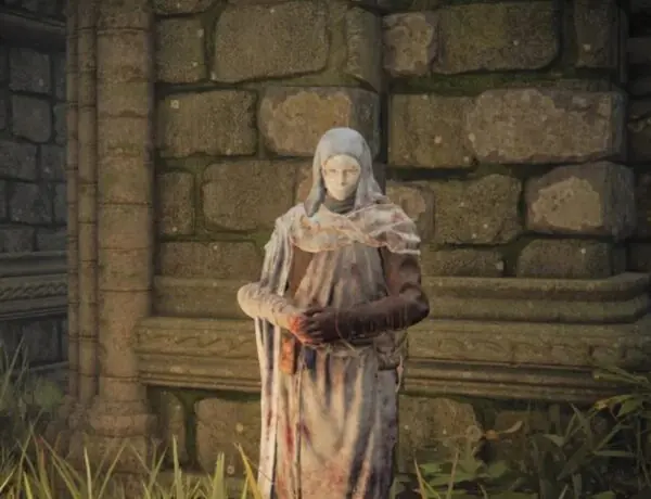 This Elden Ring Supporter Goes All Out To Seem Like White Mask Varre, One Of The First NPCs The Player Encounters In Limgrave
