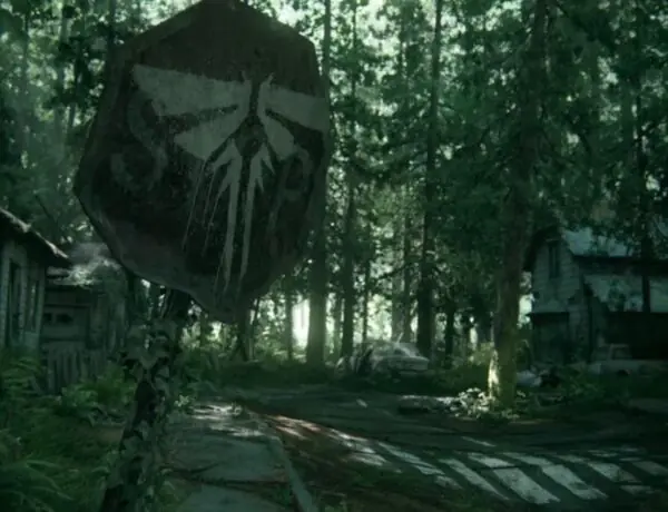 An Avid Player Of The Last Of Us Proudly Displays An Intricate Pumpkin Carving They Did Of The Resistance Group's In-Game Symbol