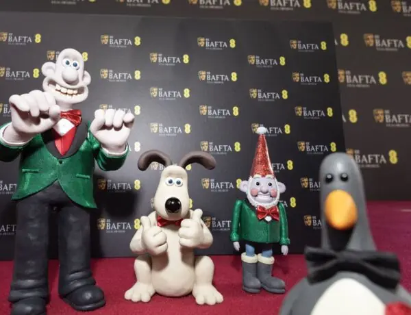 Wallace, Gromit, Norbot, and Feathers McGraw Bring Joy at the BAFTAs