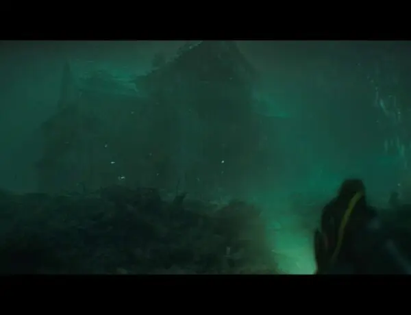 Dark Mass: Dive into Horror Beneath the Waves!