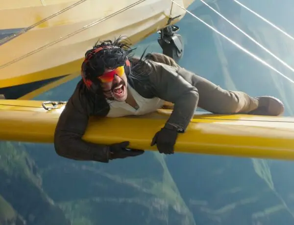 Dr Disrespect Returns From Korea, Fans Beg Him to Skip Warzone