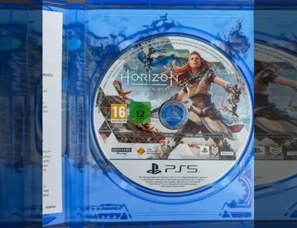 PlayStation Stands Alone as the Last Console Putting Full Games on Discs