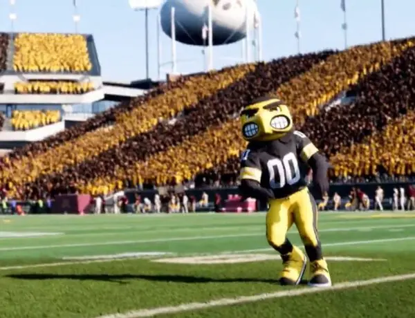 EA Sports College Football 26 Hits PS5 With Heisman Hype