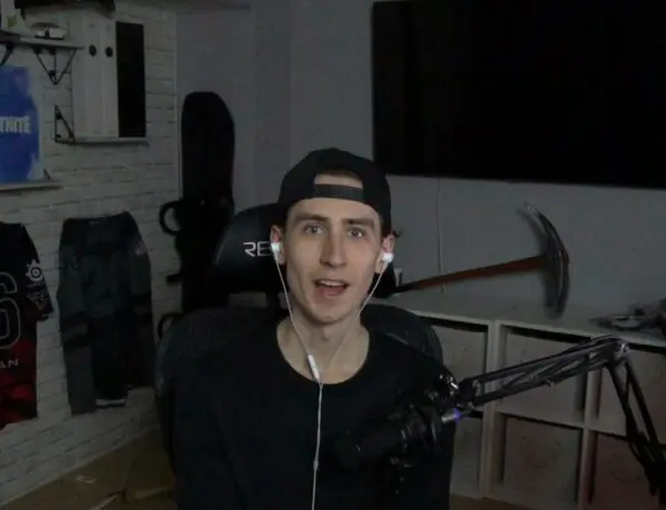 Fortnite Legend AimBizzle Finally Breaks Silence in Rare Interview