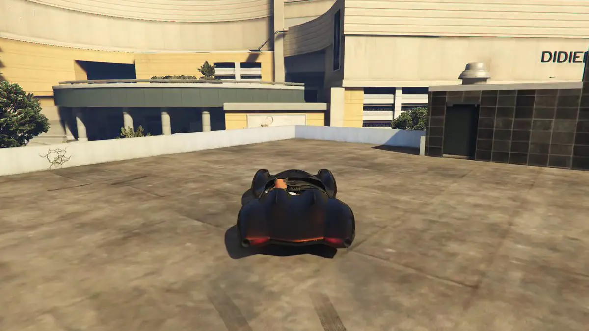 GTA Online player pulls off insane flying car stunt on the tiniest tower
