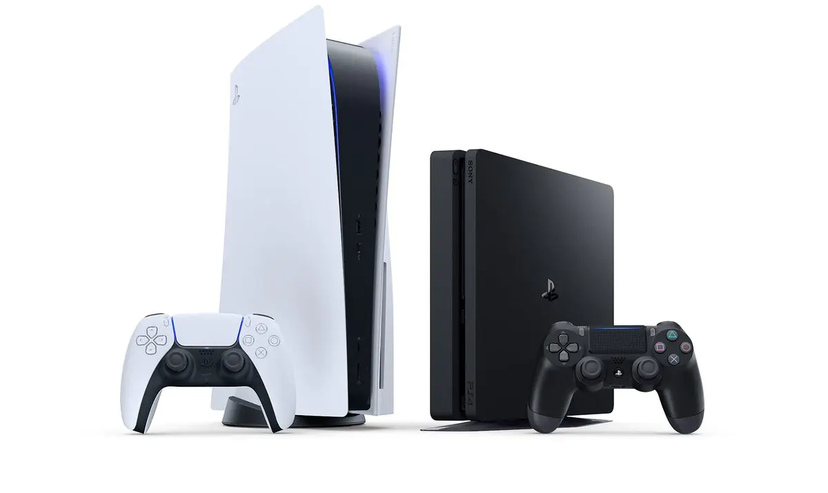 Sony Reminds PS5 and PS4 Players They Can Still Use Blu-rays and DVDs For Some Reason