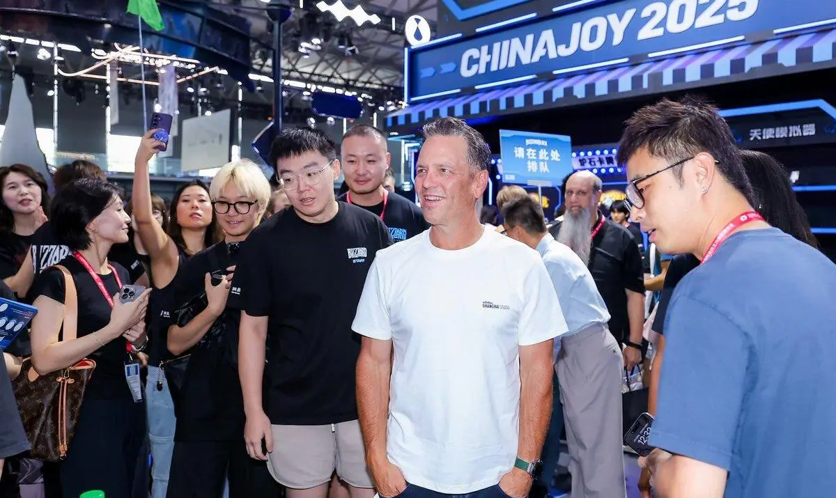 Xbox Bosses Phil Spencer and Sarah Bond Hit Up ChinaJoy 2025