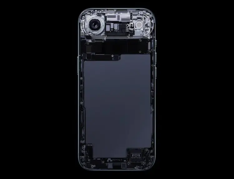 Apple's iPhone Air is Basically Just a Giant Battery With a Camera Bump