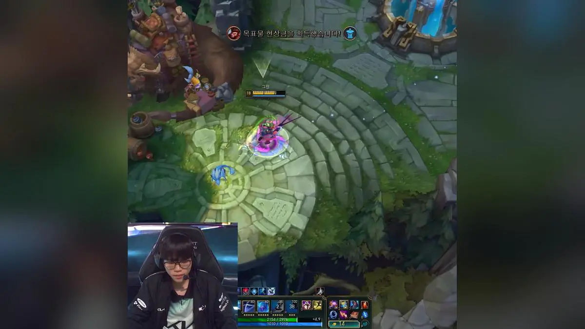 Siwoo's Insane Miracle Base Defense Stuns League of Legends Community