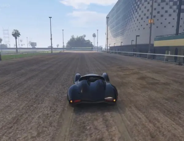 GTA Online Player Pulls Off Insane Flying Car Landing That Defies Physics