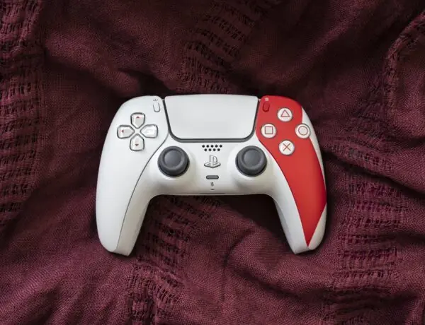 PlayStation's God of War 20th Anniversary Controller Sparks Fan Debate