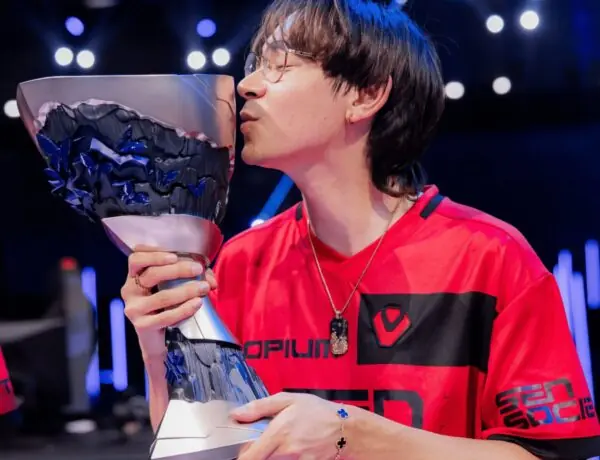 TenZ Demands Better Monitors From Riot Games For VCT Return