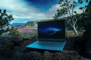 Alienware Asks Gamers: 16-Inch or 18-Inch Area-51 Laptop?