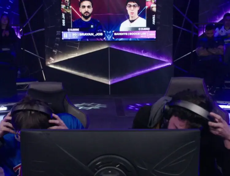 Street Fighter 6 Players Are Now Mixing Up Handshakes IRL