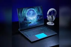 Alienware's Area-51 vs Aurora Laptop Debate Sparks Gamer Passion Online