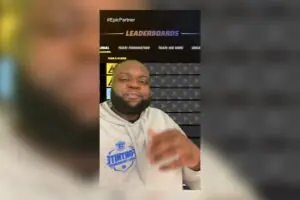 Fortnite's Team Foundation vs Team IceKing Competition Has Players Choosing Sides