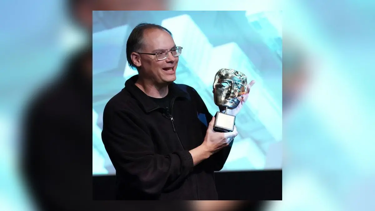 Nintendo's Iwata Cut His Salary, Epic's Sweeney Cut 830 Jobs Instead