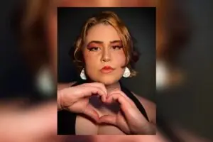 Overwatch Fan Tackles Ambitious Domina Cosplay for Summer Conventions