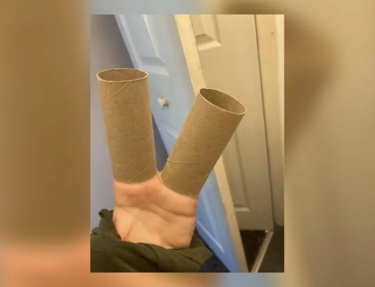 This Elden Ring Two Fingers Cosplay Will Give You Guidance (And Chills)