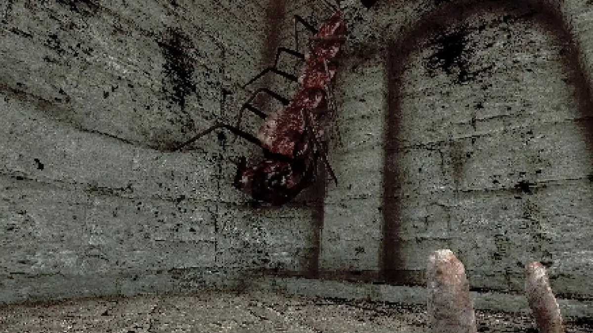 Free Horror Game Has You Climbing While Giant Centipede Chases You