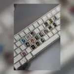 Overwatch Fan Creates Custom Keyboard and Asks Community to Choose the W Key Character