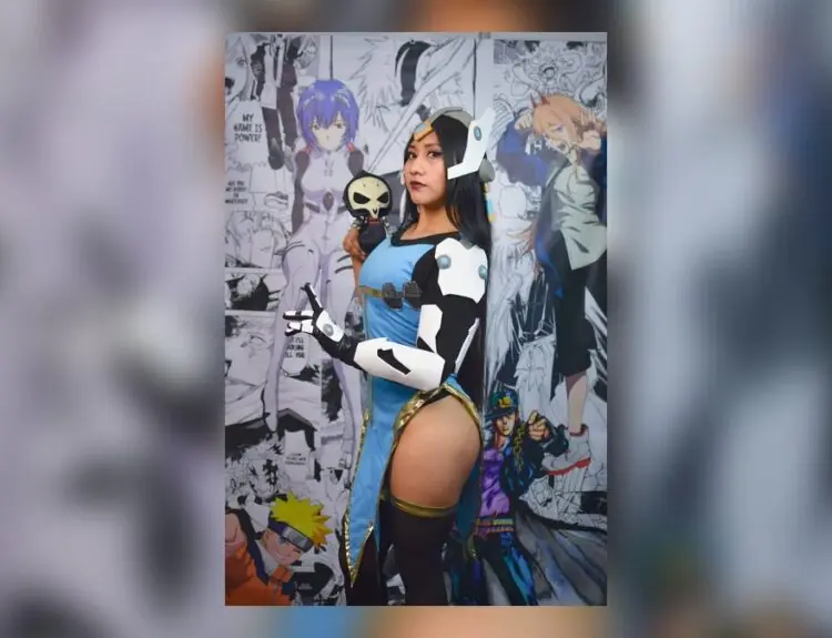 Stunning Symmetra Cosplay Shows Why Overwatch Fans Are the Best